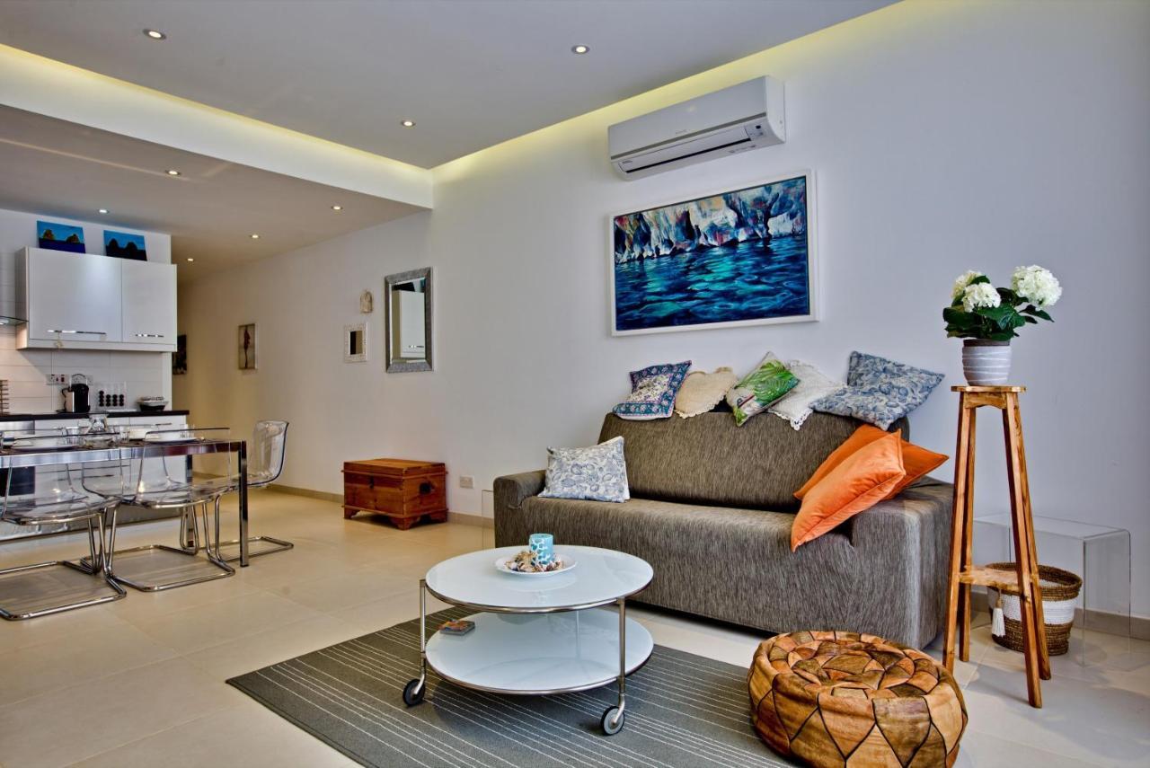 Bright And 2 Bedroom In Apartment Sliema